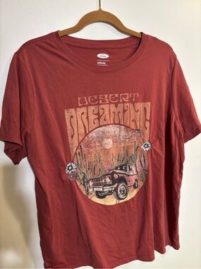 Ford Women’s Desert Dreaming Graphic Tee - Burnt Red